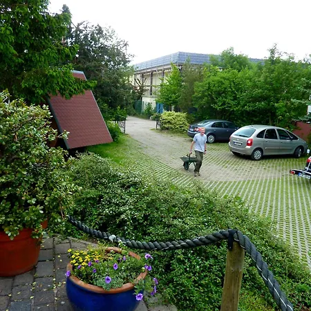 ゲストハウス Waldeck