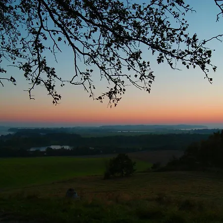 ゲストハウス Waldeck 3*