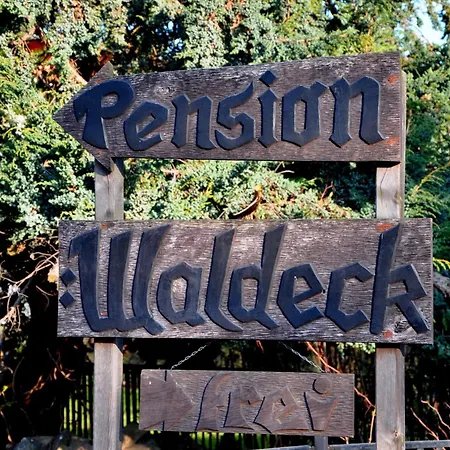 ゲストハウス Waldeck 3*